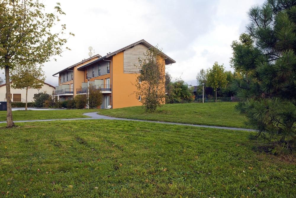 Residhome Genève Prévessin Le Carré d'Or Exterior foto