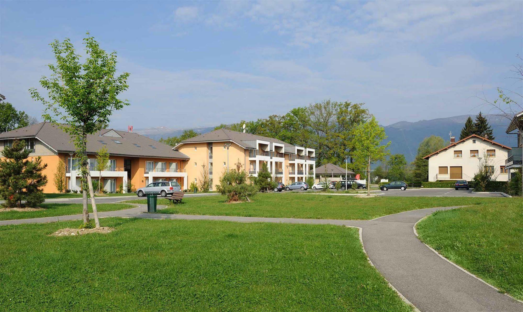Residhome Genève Prévessin Le Carré d'Or Exterior foto